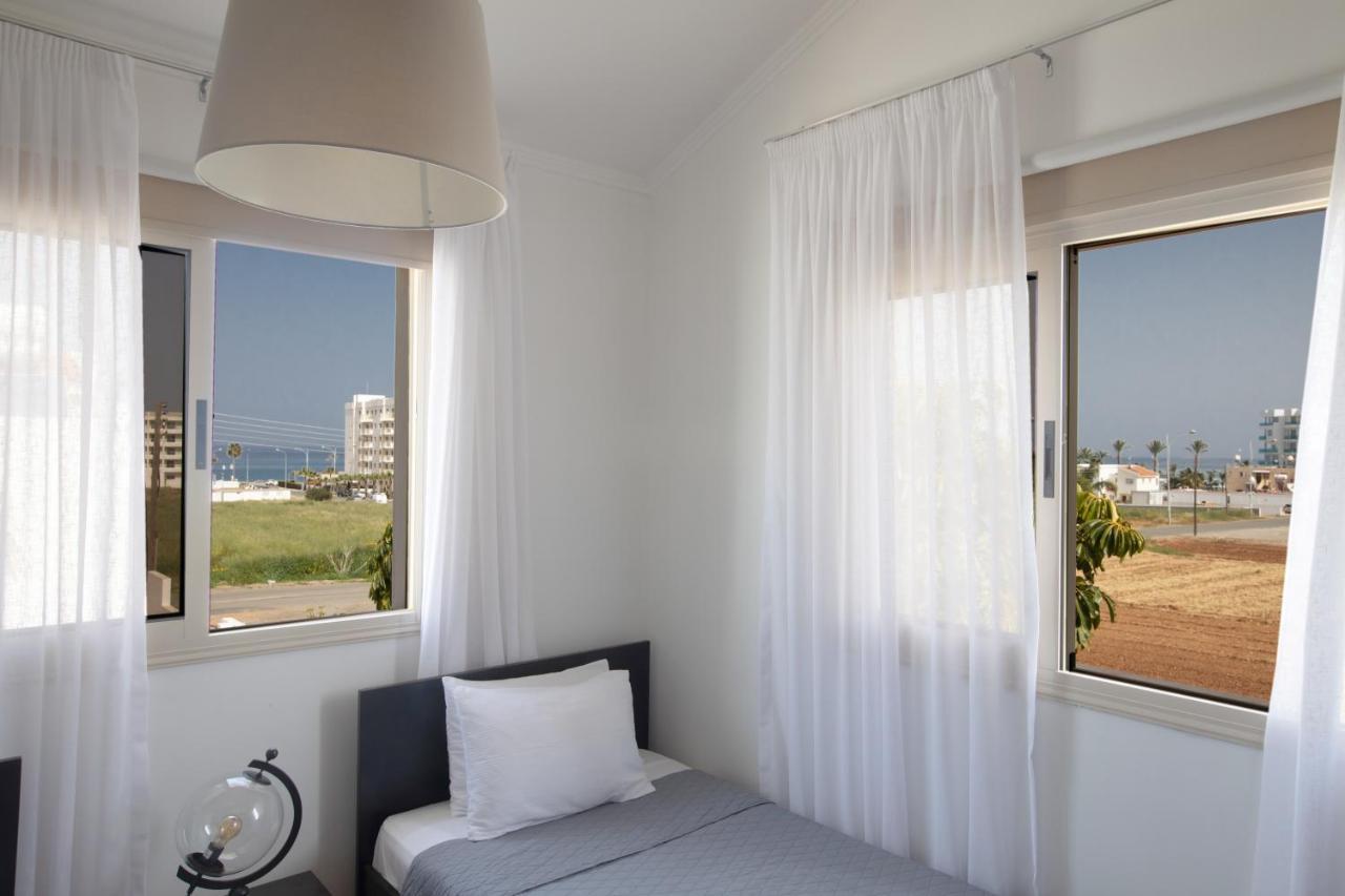 Tonia Seaview Villas Протарас Экстерьер фото