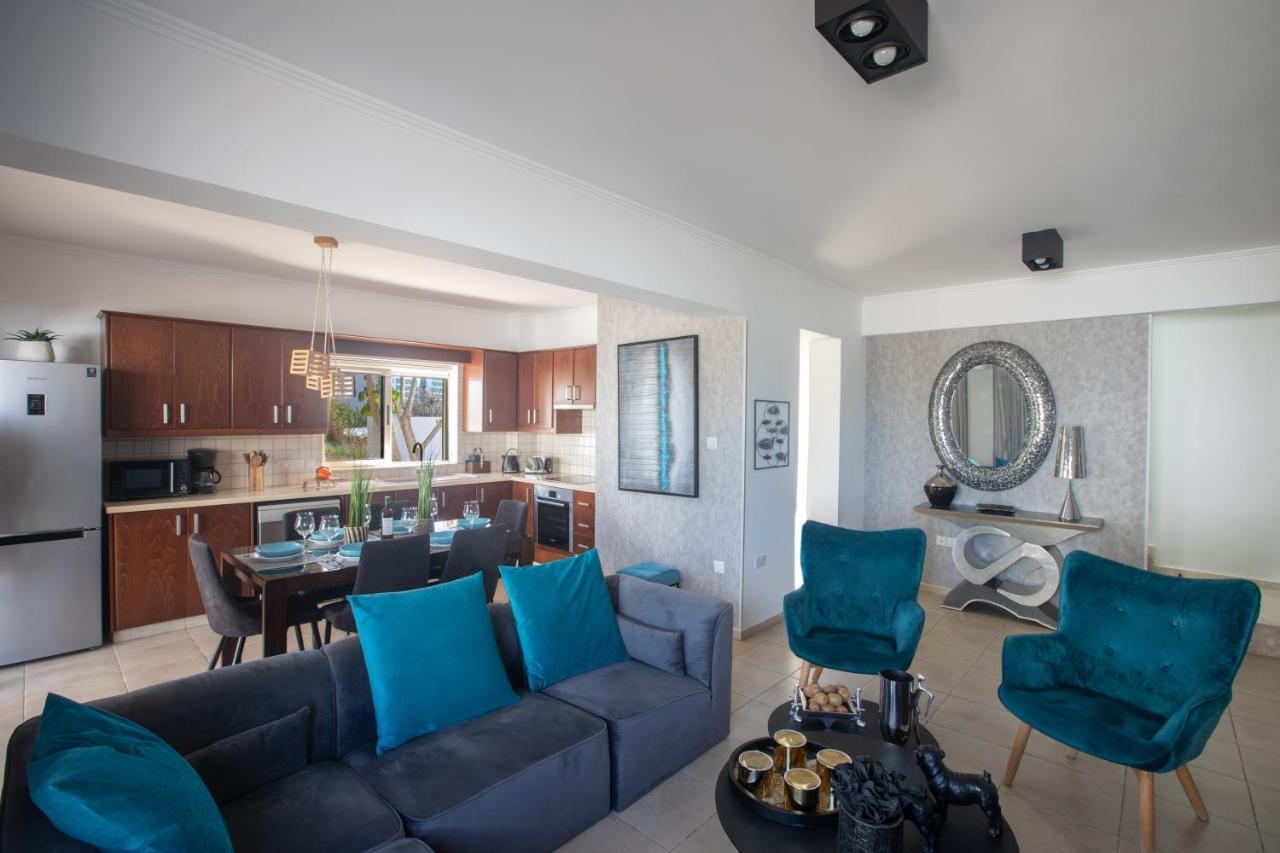 Tonia Seaview Villas Протарас Экстерьер фото